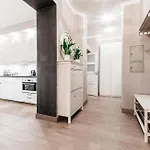 Avanti Milano